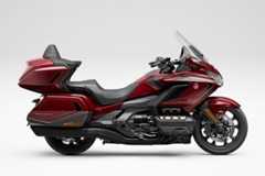 ホンダが設定、大型ツアラー「ゴールドウイング」50周年特別車の仕様