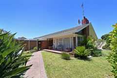 Here is an exciting opportunity to create your dream home in the sought-after suburb of Meadowridge. This well-loved 3-bedroom property ...