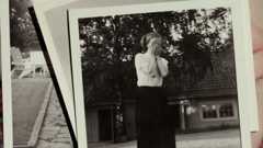 Ester Markkolasta on kyllä valokuvia, mutta hän peittää niissä aina kasvonsa. Mitä enemmän kuvia näkee, sitä enemmän kiehtoo kysymys, miksi hän teki niin.