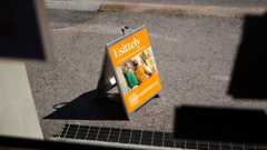 Asuntojen myyntiajat ovat edelleen poikkeuksellisen pitkiä, vaikka kauppoja onkin tehty aiempaa enemmän.