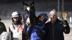 Veijo Heiskanen pääsi nostamaan kannua Teivon voittajaringissä.