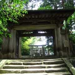島根の小泉八雲ゆかりの地(5)月照寺「松平宗衍の墓と大亀伝説」