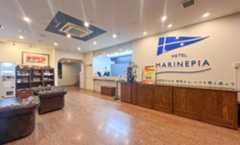 ホテルのフロント