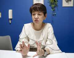 取材に応じる橋口亜希子さん