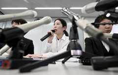 規定の見直しを求め、10日に記者会見する福間香奈女流六冠=大阪市北区