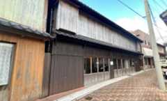 自由に見学可能な無料休憩施設の商家尼忠東店