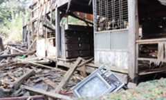 廃墟となった建物