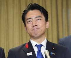 小泉進次郎氏＝10月、東京・永田町の党本部