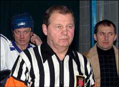 Юрий Карандин на матче ветеранов Юрий Карандин на матче ветеранов