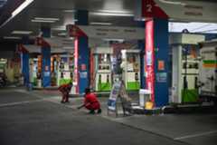 Vivo secures Pertamina fuel deal as Shell talks hang in the balance