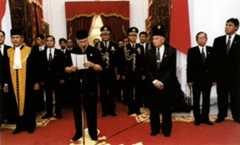 Sukarno, Soeharto and authoritarian failures in Indonesia