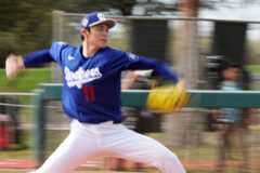 MLB》首次LiveBP就飆159KM火球！佐佐木朗希新武器嚇到金慧成