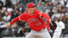 Johnson shows veteran composure in historic MLB debut