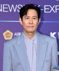 '18살 연하♥' 이정재의 어깨가 무겁다…임지연 손 잡고 '10% 돌파' 한석규 바통 터치 [TEN스타필드]