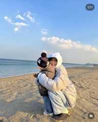 손연재, 72억원 대저택 떠나…2세와 함박웃음