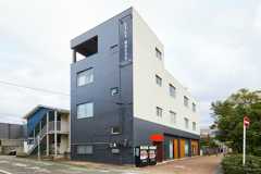 Ｆｌｏｗｅｒ　Ｂａｓｅ　リリーハウス　＾