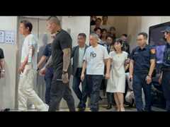 Ko Wen-je released on NT$70 million bail