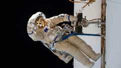 Russian cosmonauts perform spacewalk to install new X-ray detector on ISS - YouTube