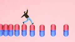 Krankmeldungen: 15,1 Tage fehlen Angestellte durchschnittlich im Jahr. Einige Unternehmen überlegen, wie sie dem entgegenwirken können.