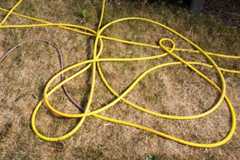 Dürre in Deutschland: Aber die Pools sind voll