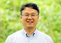 [우분투칼럼] 케냐 MZ는 '화장한 남자 아이돌' 별로라고?