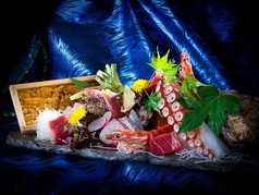 至福のお刺身とウニを堪能 青龍