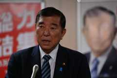 防衛費増額のための「たばこ税」「所得税」「法人税」の増税について、2026年度から実施する方向で調整を始めた石破政権