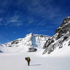Kebnekaise med storglaciären framför