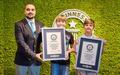 YouTuber Diana broke 2 world records!