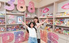 Scarlett the collector attempts new record!