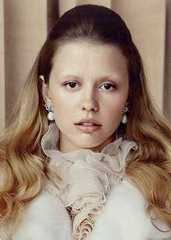 Міа Гот (Mia Goth)