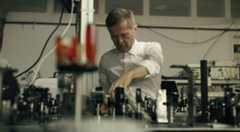 Nobel-díjas magyar fizikusról szóló film nyerte a legjobb dokumentumfilm díját Krakkóban