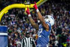 TreVeyon Henderson Week 11 Highlights