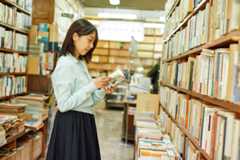 三宅香帆さん　一誠堂書店