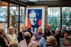 Michel, le Barnier dinosaure
