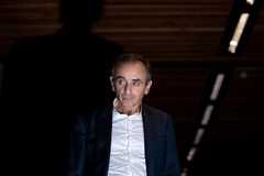 CNews déroule le tapis brun à Zemmour