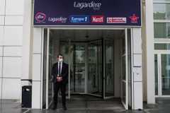 Lagardère : 99 minutes pour survivre à Bolloré