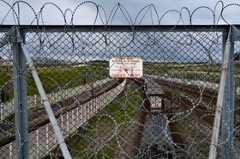 À Calais, la mort au bout d’Eurotunnel
