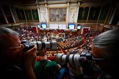 L’Assemblée nationale accuse les coups