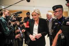 Au procès du RN, le naufrage national de Marine Le Pen