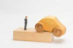 脱輪（落輪）とは？安全に脱出する方法と事前対策、ロードサー...