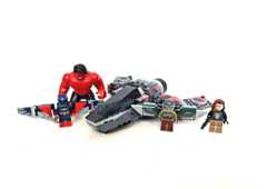 LEGO Marvel Captain America vs. Red Hulk Battle (76292)