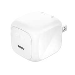 Belkin Cubic Charger 45W 充電器 USB-C PD3.2 高速充電対応 PPS対応 iPad/iPhone 17,16～12対応/Androidスマホ・タブレット各種対応 旅行や出張に最適 折り畳みプラグ PSE認証 ホワイト WCA013qcWH