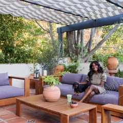 Beauty Creator Toni Bravo Designed Her First Home Without a Mood Board&-or a TV