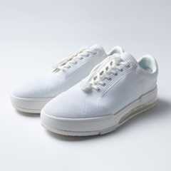 ボーダレススニーカーAIR