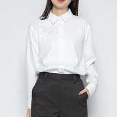 レギュラーカラーブラウス