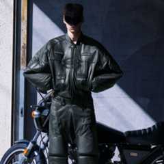 BALENCIAGA「Happy Monday」
