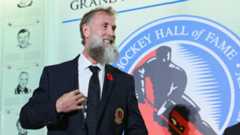 Thornton Reflects on Time in Boston During HOF Speech