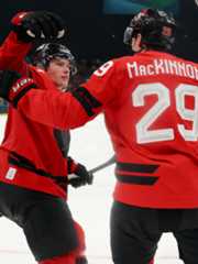 Canada new-look line ignites offense in Switzerland win