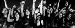 Heavy metal-fans ved en koncert i 2011
